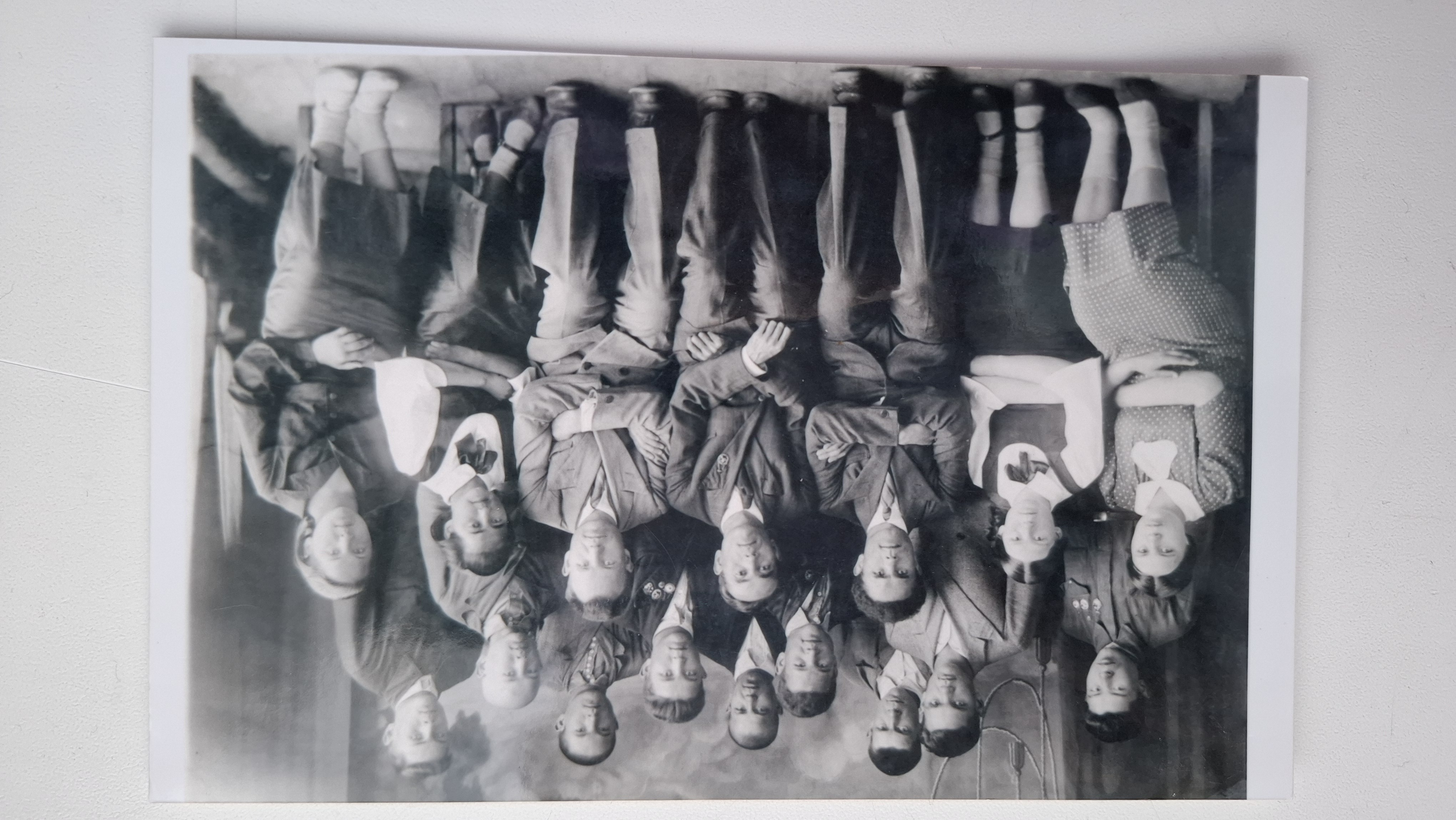 1941 йылғы сығарылыш. Уртала – мәктәп директоры Ф.М.Буранғолов.  Алдағы рәттә уңдан икенсе – СССР-ҙың атҡаҙанған врачы булып китәсәк  Гөлсирә Дәүләтшина.