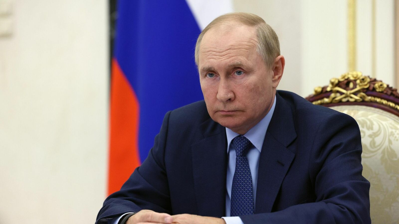 Путин поздравил атомщиков с профессиональным праздником