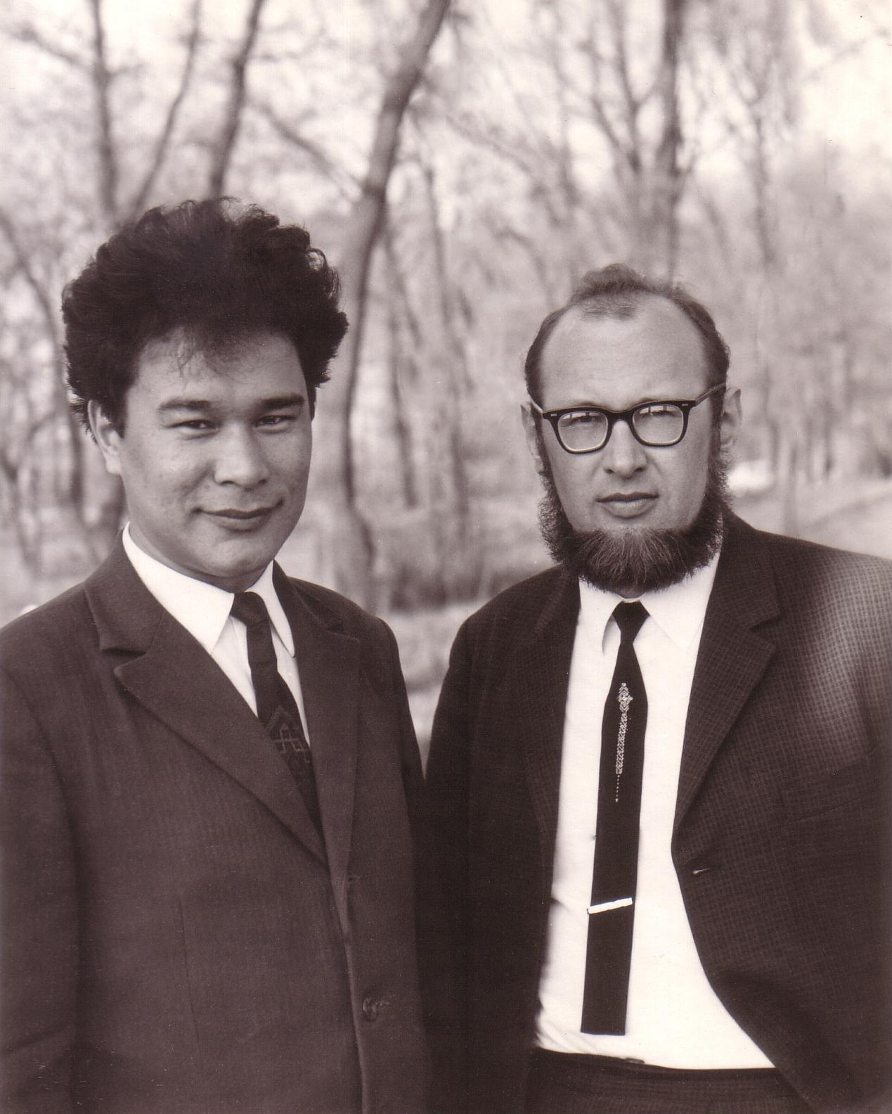 С коллегой: профессор Э.Лютер. 1977 г., Галле, ГДР