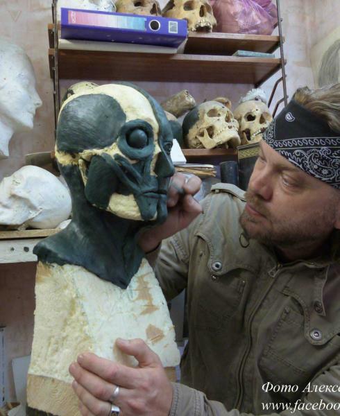 Делать историю  наглядной