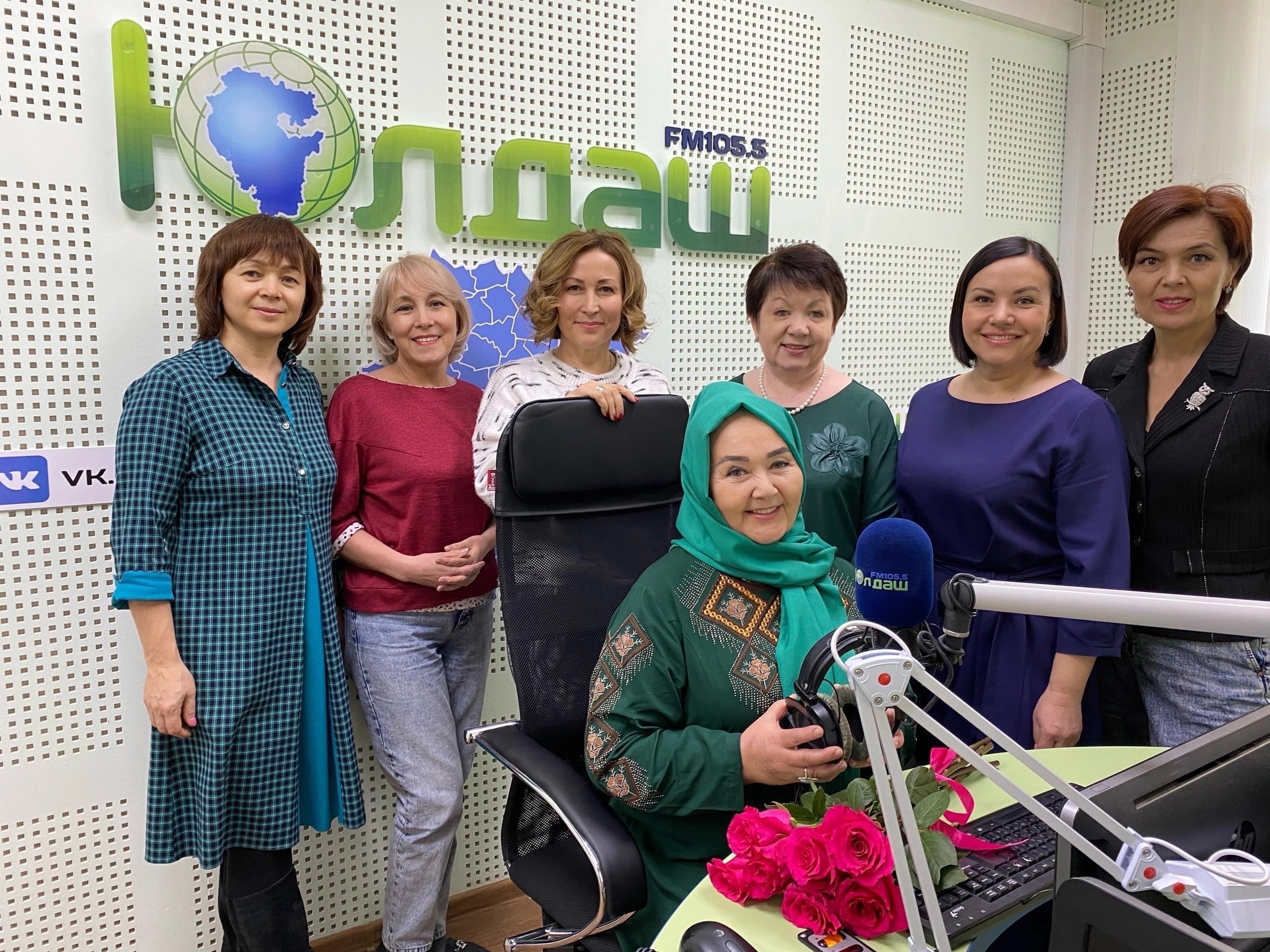 «Юлдаш» һөйләй, «Юлдаш» йырлай