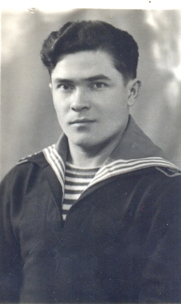 Р.Кузеев в 1949 году. Ленинград.