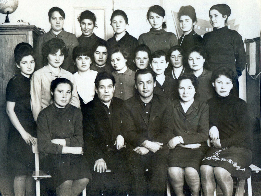 Салауат педагогия училищеһында уҡыған саҡтар. 1963–67 йй.