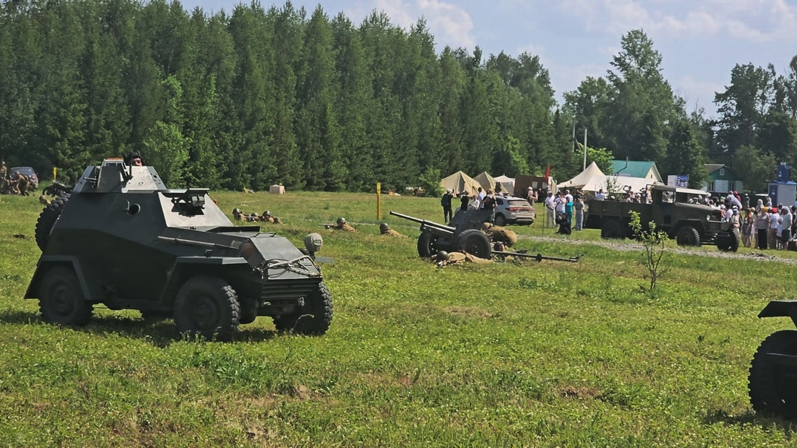 «Река времени» собрала сотни зрителей и участников в Бирске