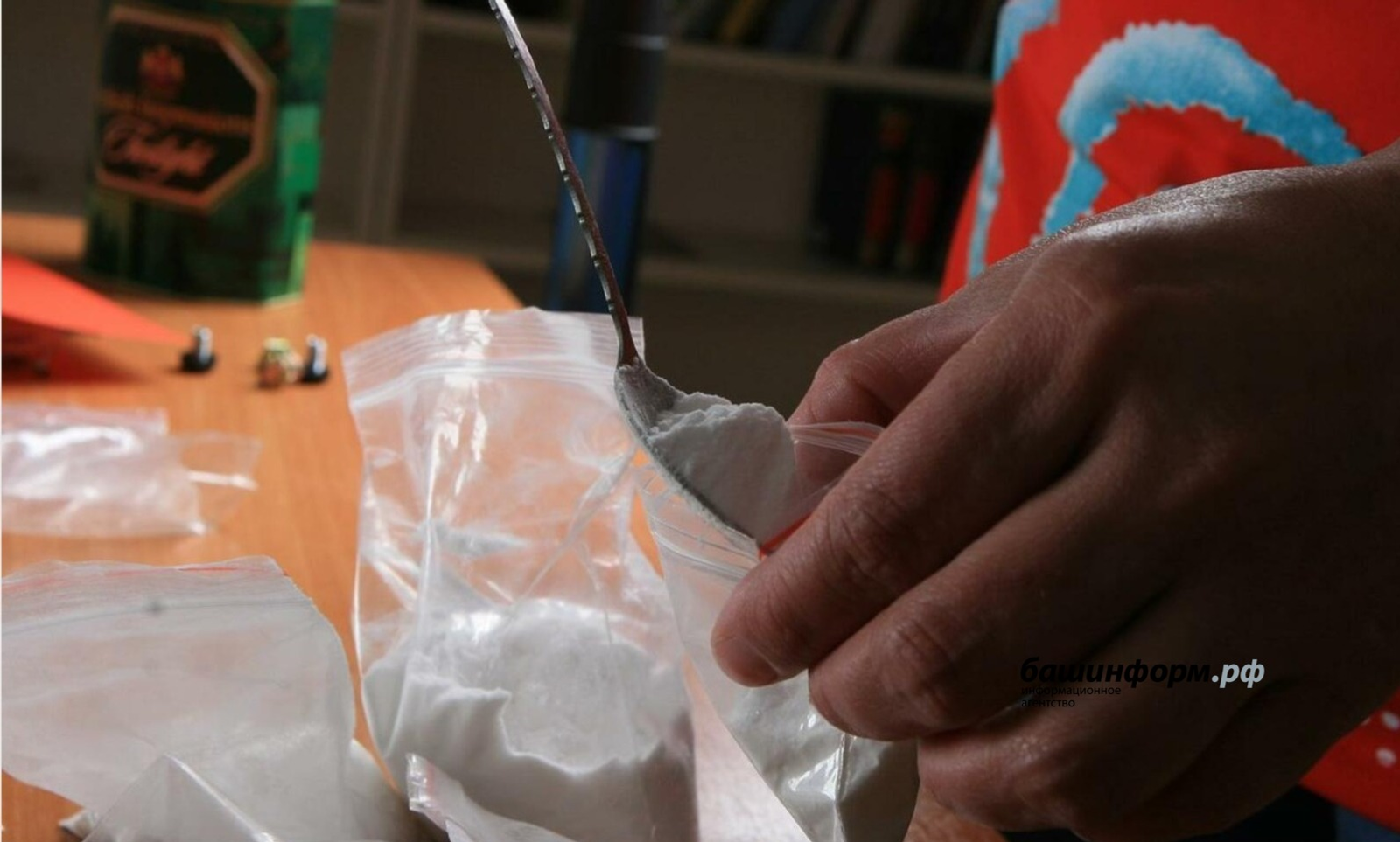 Житель Башкирии организовал в квартире наркопритон