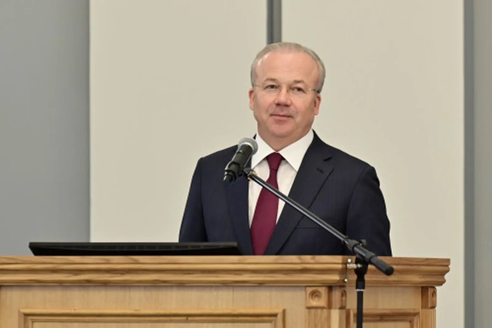 Андрей Назаров принял участие в торжественном собрании ко Дню Республики
