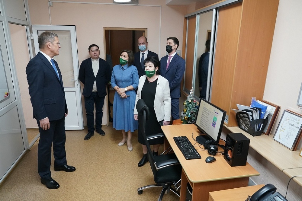 «Юлдаш» һөйләй, «Юлдаш» йырлай