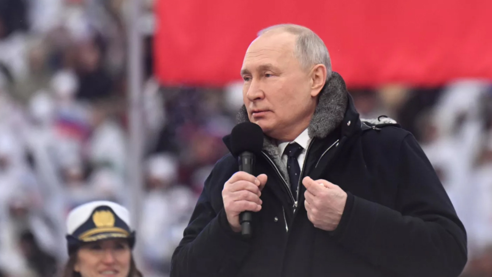 Путин: весь народ России является сегодня защитником Отечества