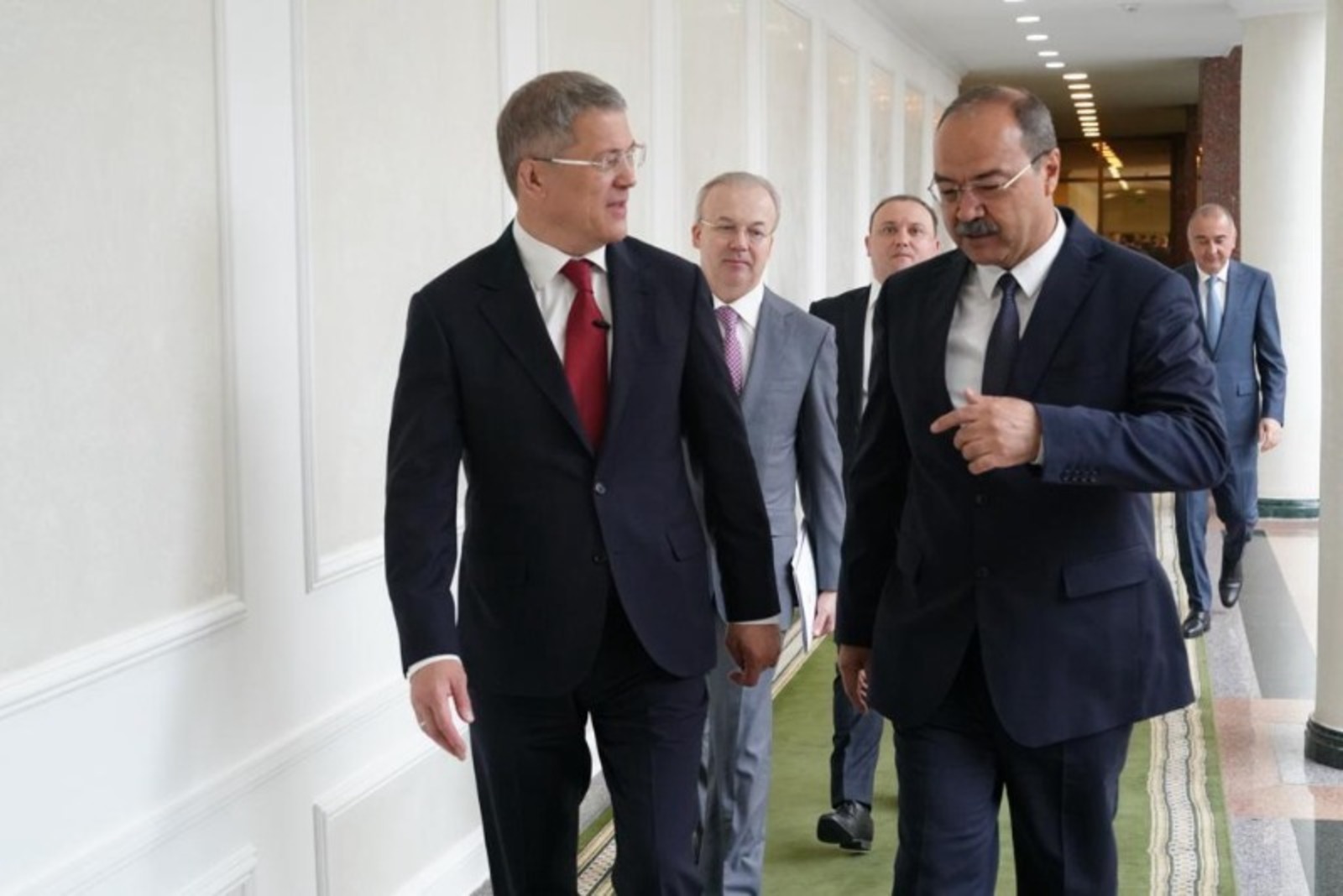 Радий Хабиров встретился с премьер–министром Узбекистана Абдуллой Ариповым