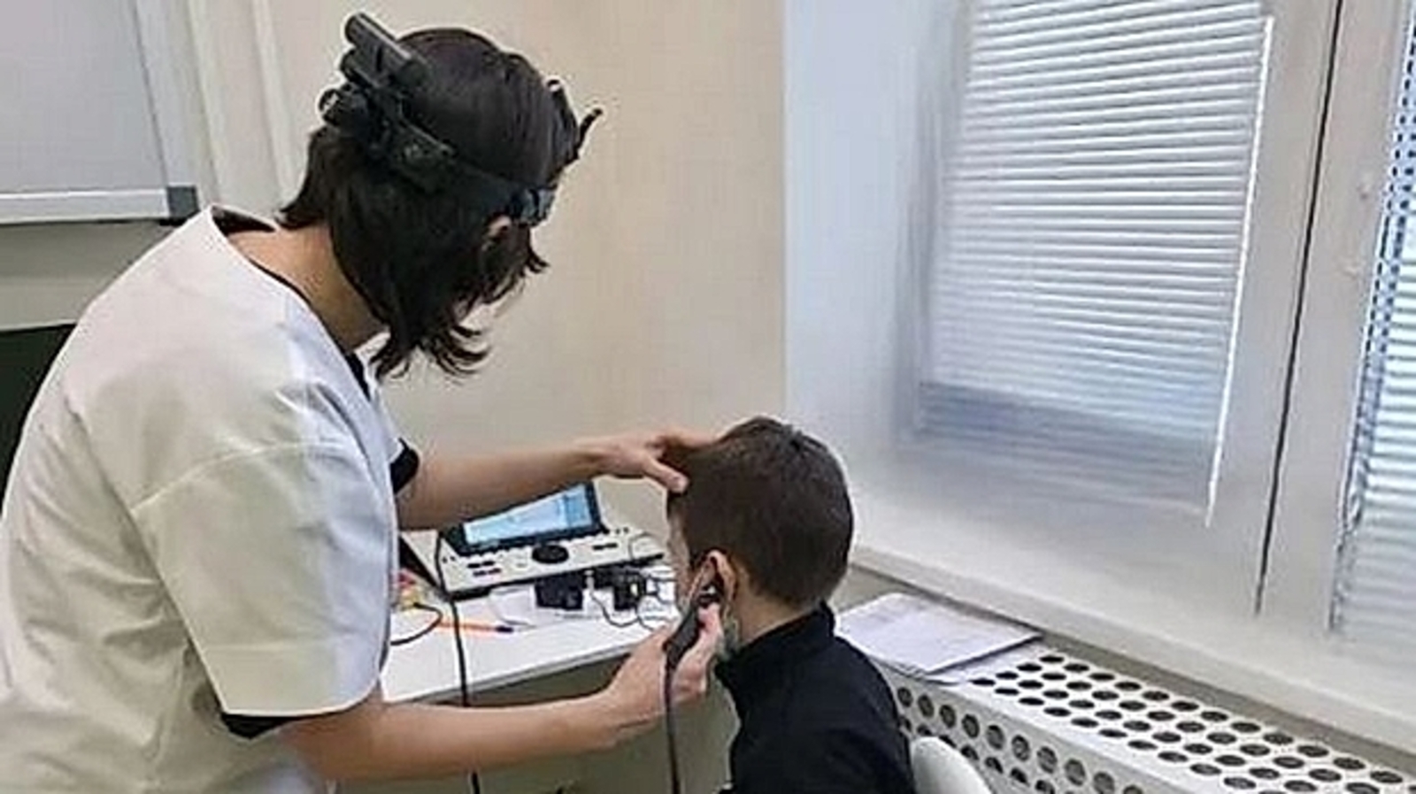 Учалинская поликлиника получила аудиометр