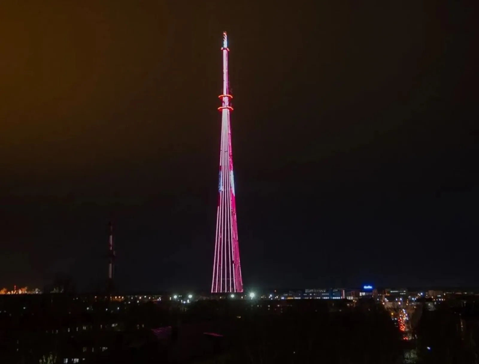 Телебашня в Уфе поздравит с Первомаем