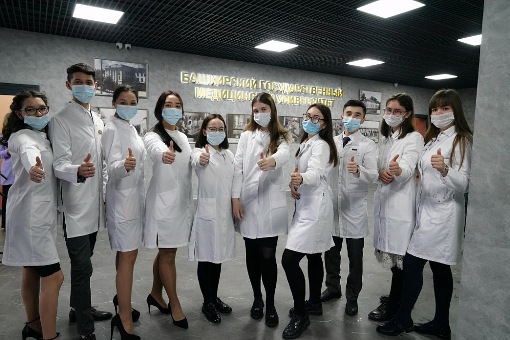 Радий Хабиров дал старт работе Института цифровой медицины в новом корпусе БГМУ