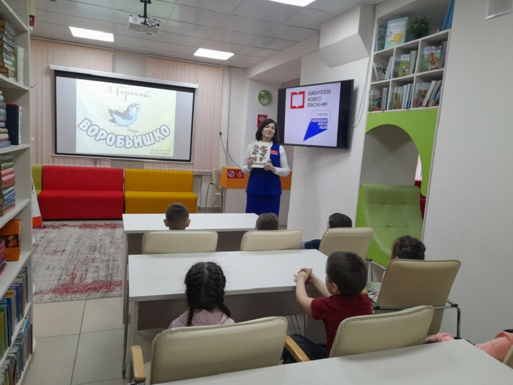 В Кандринской детской модельной библиотеке, созданной в рамках нацпроекта «Культура» читают классиков