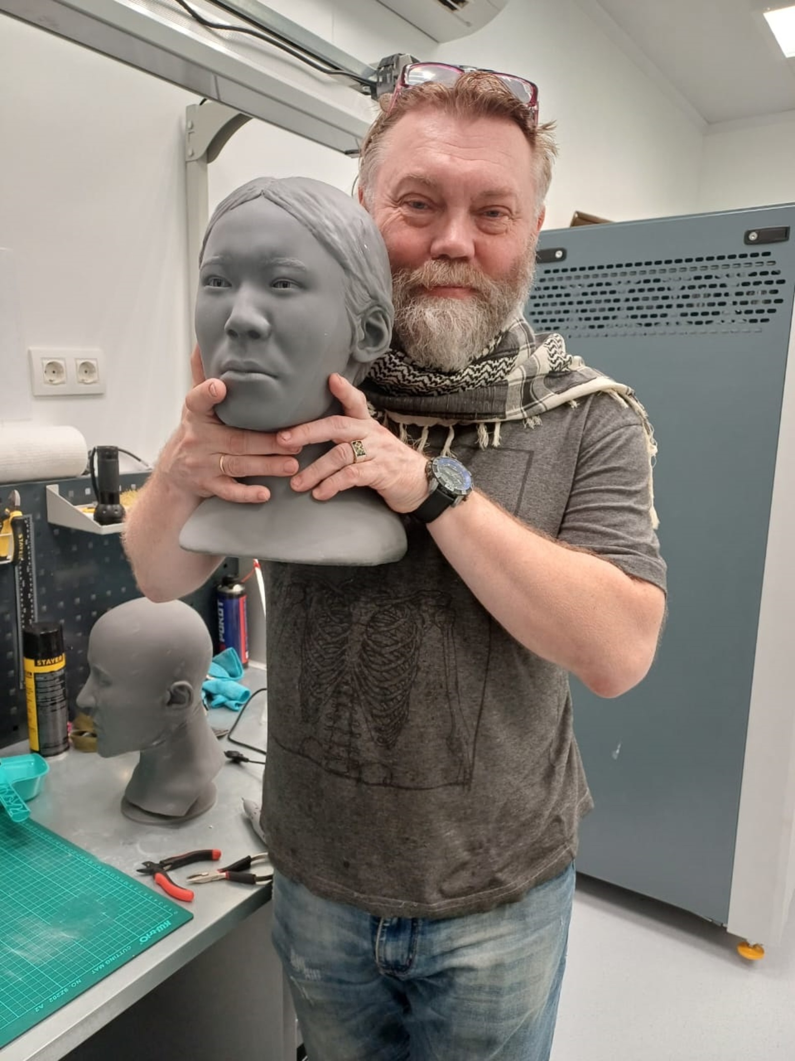 Делать историю  наглядной