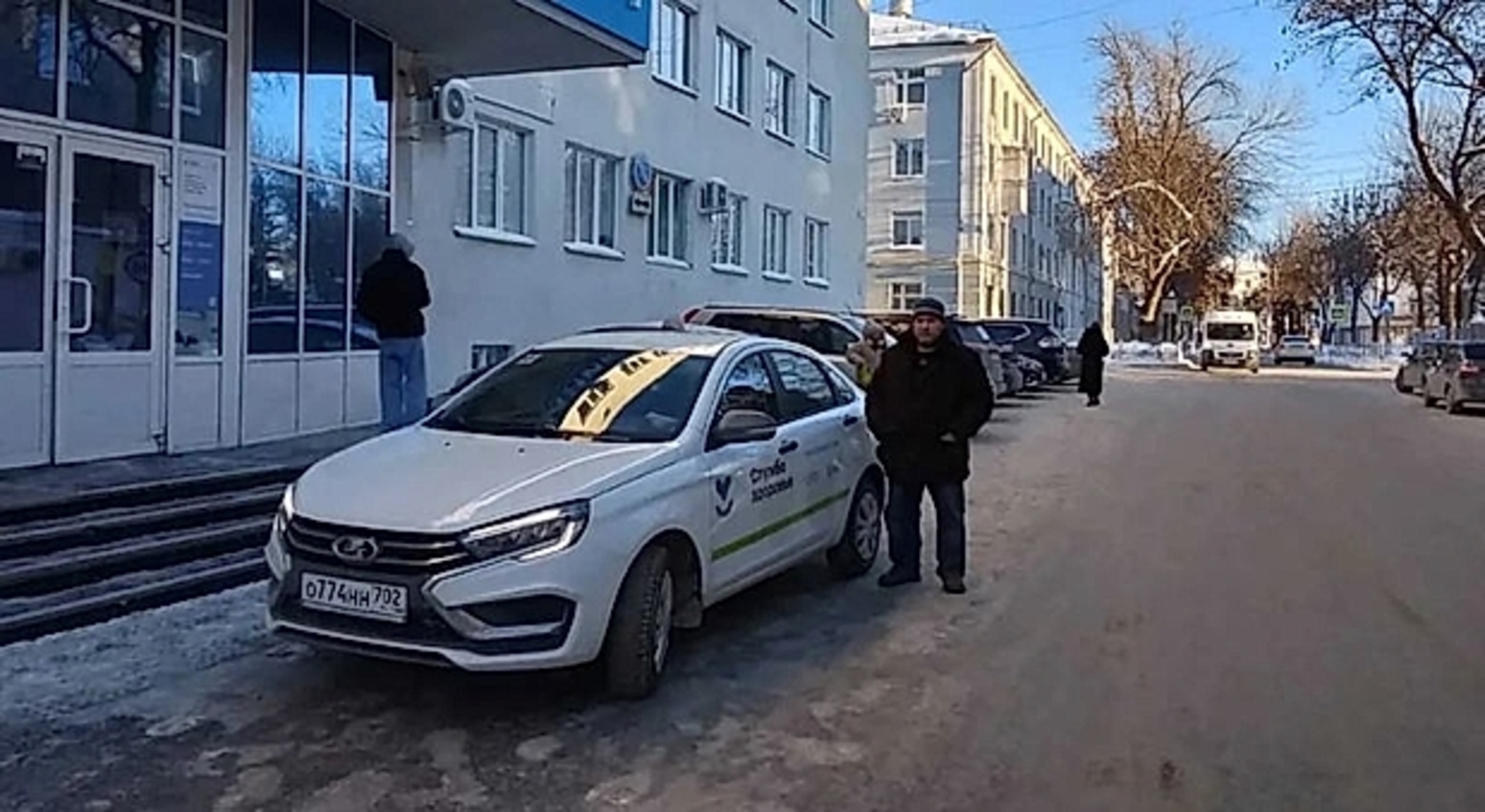 В Уфимскую больницу №18 поступил новый автомобиль