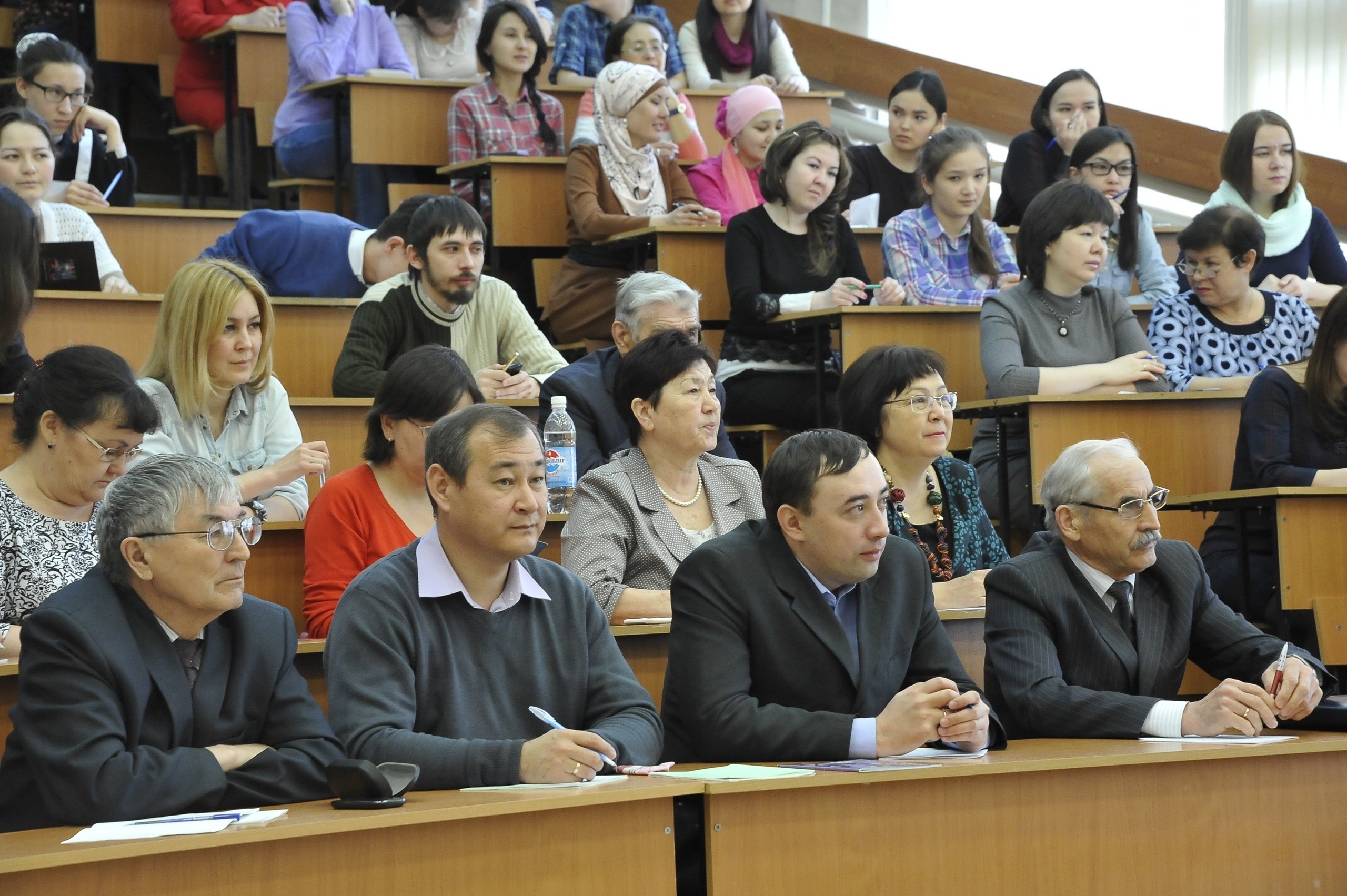 ДИКТАНТ ЯҘҘЫҠ УЛТЫРЫП...