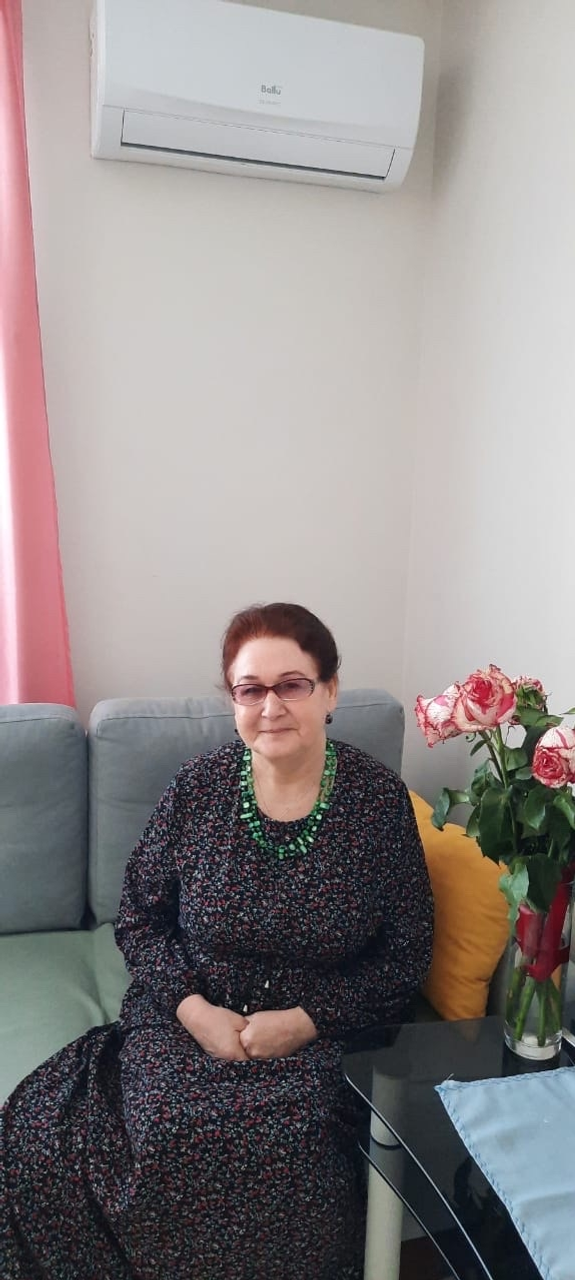 Люциә Аҙнағолова.